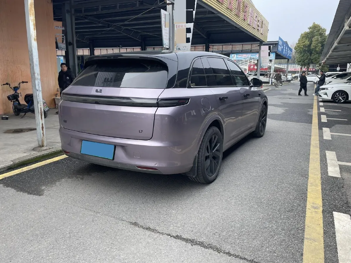 2023 Li L7 Range Extended 154HP REEV 40.9KWH,autocango,china used car exporter,china ev exporter,chinese used car exporter,chinese used ev exporter