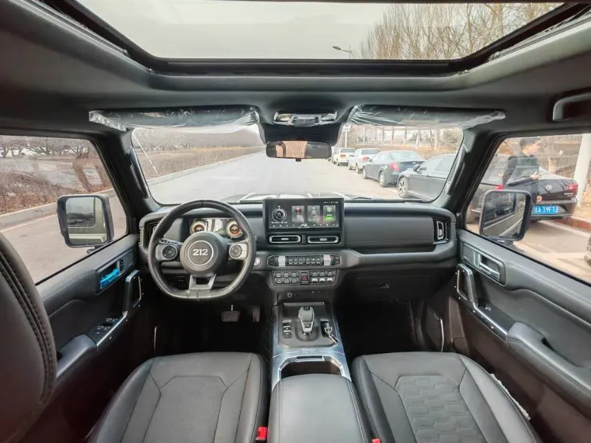 2024 212 212 T01 2.0T 252HP L4 8AT,autocango,china used car exporter,china ev exporter,chinese used car exporter,chinese used ev exporter