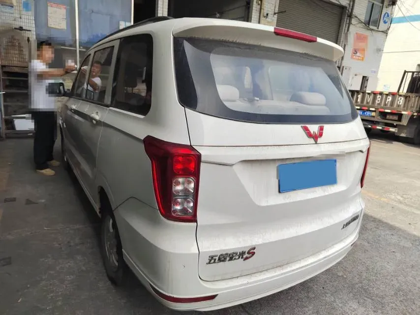 2019 WuLing HongGuang 1.5L 99HP L4 6MT,autocango,china used car exporter,china ev exporter,chinese used car exporter,chinese used ev exporter