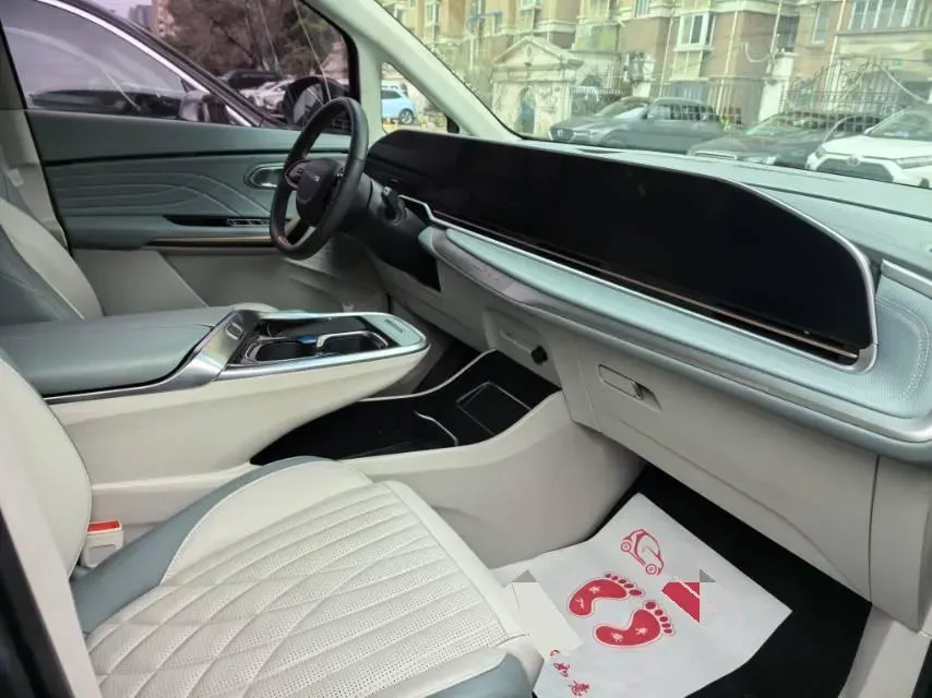 2023 MAXUS G90 2.0T 234HP L4 8AT,autocango,china used car exporter,china ev exporter,chinese used car exporter,chinese used ev exporter