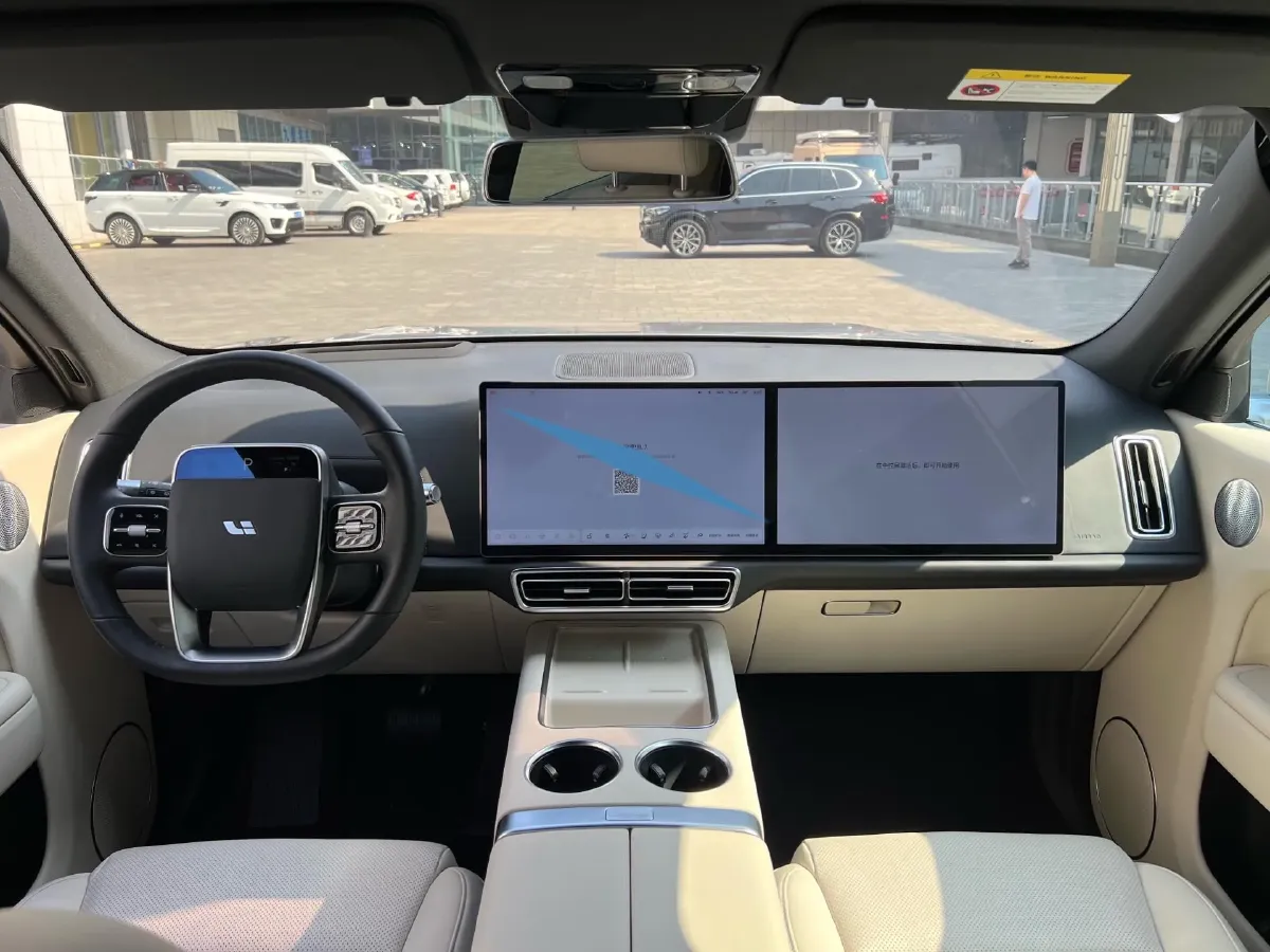 2023 Li L7 Range Extended 154HP REEV 40.9KWH,autocango,china used car exporter,china ev exporter,chinese used car exporter,chinese used ev exporter