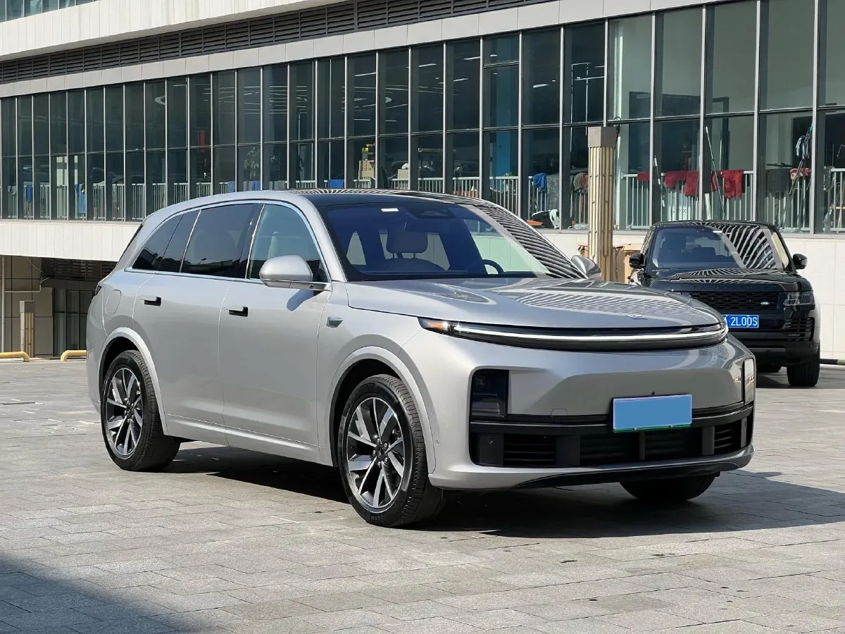 2023 Li L7 Range Extended 154HP REEV 40.9KWH,autocango,china used car exporter,china ev exporter,chinese used car exporter,chinese used ev exporter