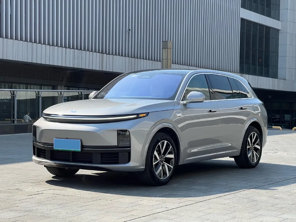 2023 Li L7 Range Extended 154HP REEV 40.9KWH,autocango,china used car exporter,china ev exporter,chinese used car exporter,chinese used ev exporter