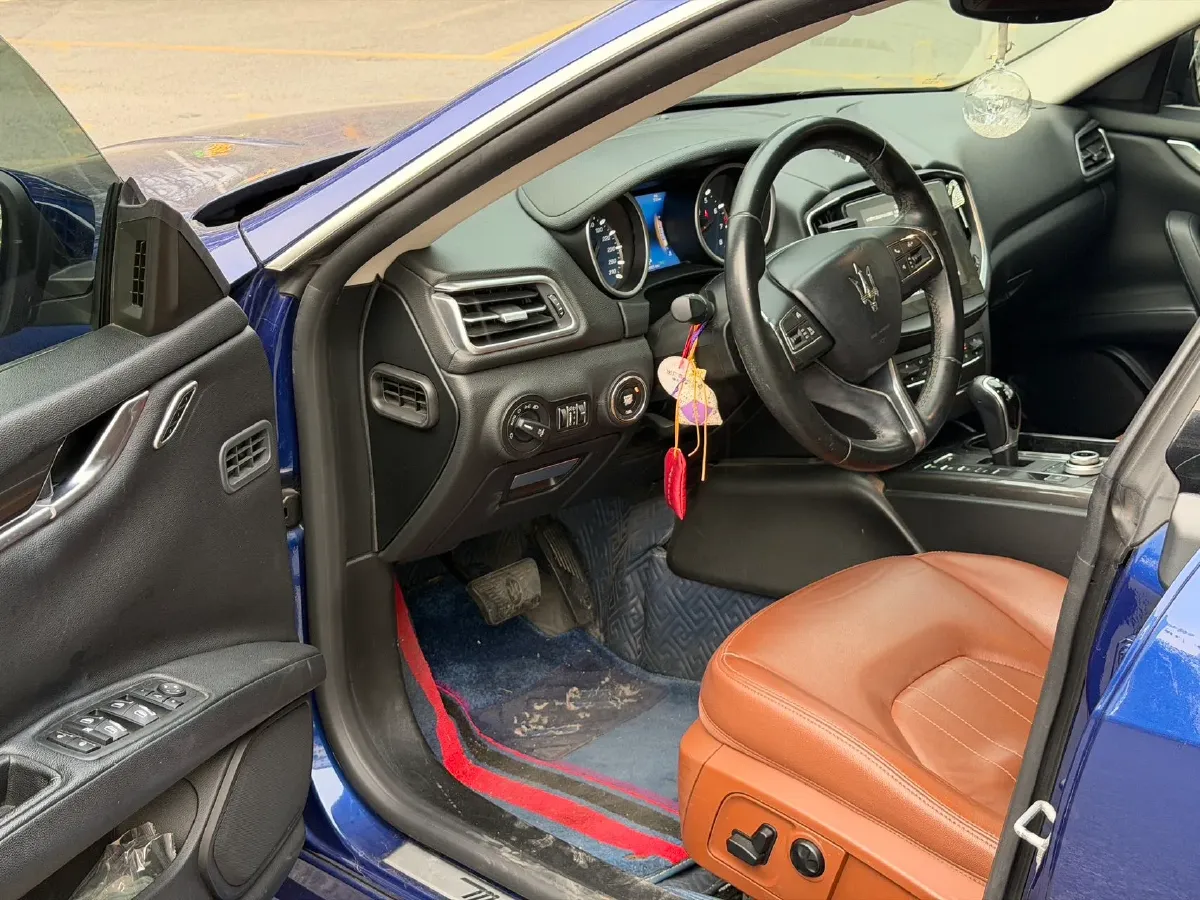 2018 Maserati Ghibli 3.0T 350HP V6 8AT,autocango,china used car exporter,china ev exporter,chinese used car exporter,chinese used ev exporter