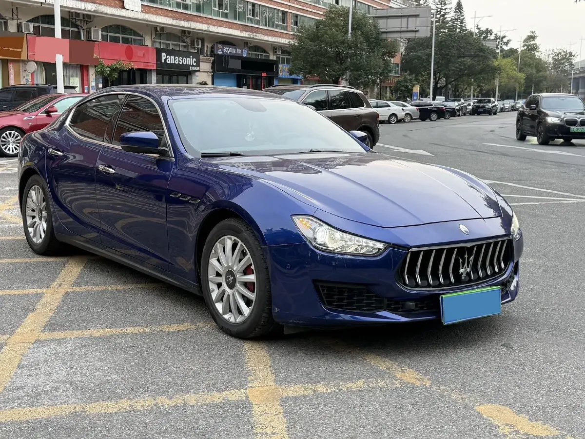 2018 Maserati Ghibli 3.0T 350HP V6 8AT,autocango,china used car exporter,china ev exporter,chinese used car exporter,chinese used ev exporter