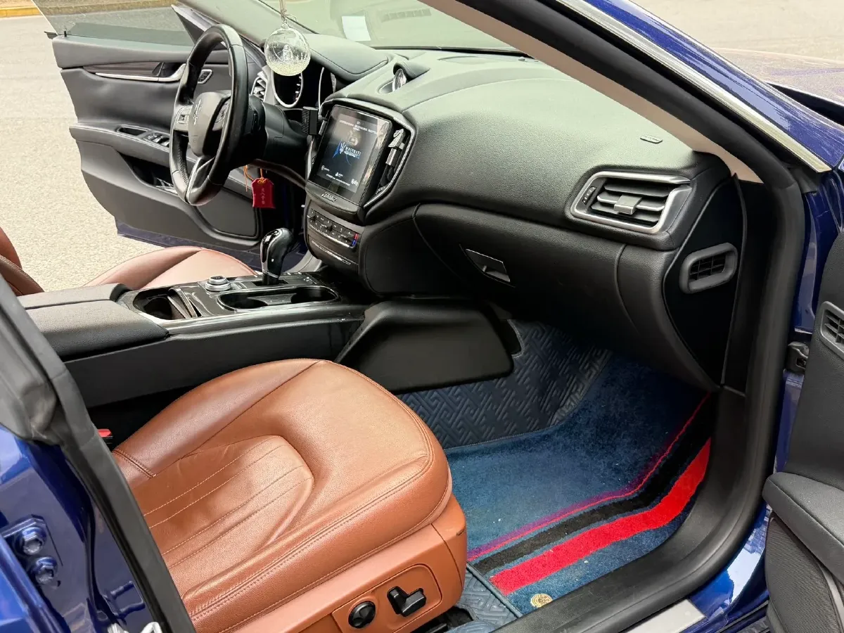 2018 Maserati Ghibli 3.0T 350HP V6 8AT,autocango,china used car exporter,china ev exporter,chinese used car exporter,chinese used ev exporter