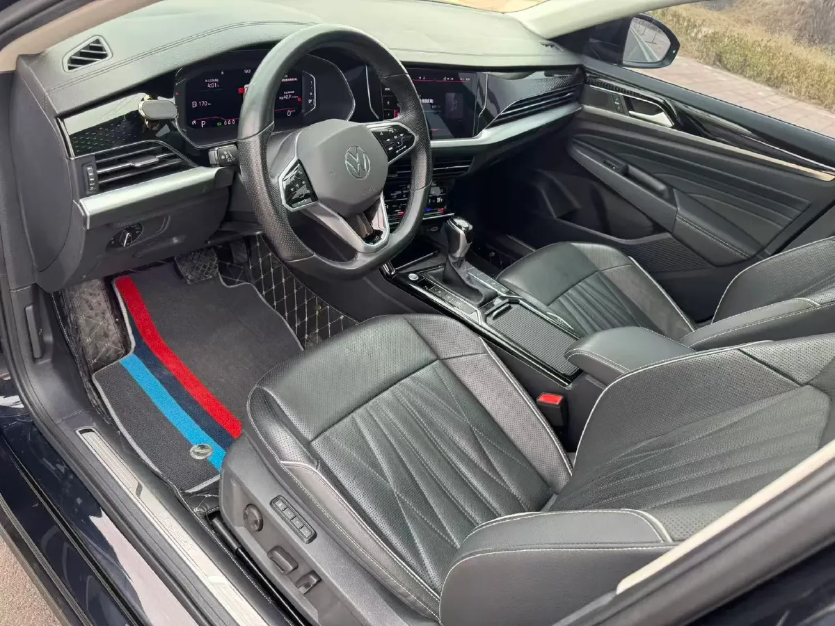 2023 Volkswagen Passat 2.0T 186HP L4 7DCT,autocango,china used car exporter,china ev exporter,chinese used car exporter,chinese used ev exporter
