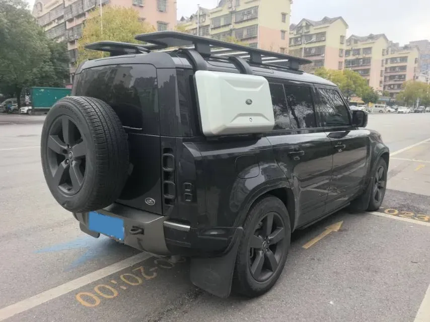 2022 Land Rover Defender 3.0T 400HP L6 8AT,autocango,china used car exporter,china ev exporter,chinese used car exporter,chinese used ev exporter