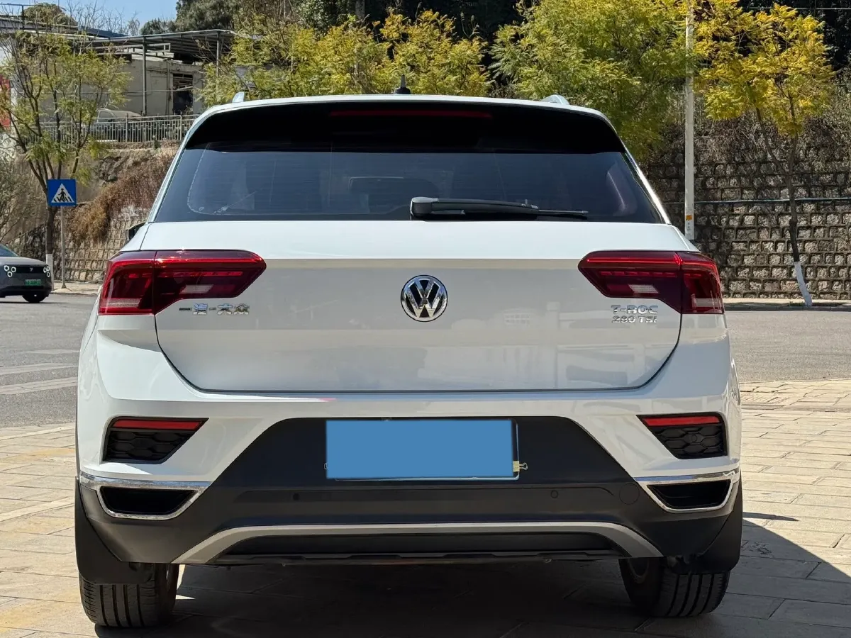 2019 Volkswagen T-Roc 1.4T 150HP L4 7DCT,autocango,china used car exporter,china ev exporter,chinese used car exporter,chinese used ev exporter