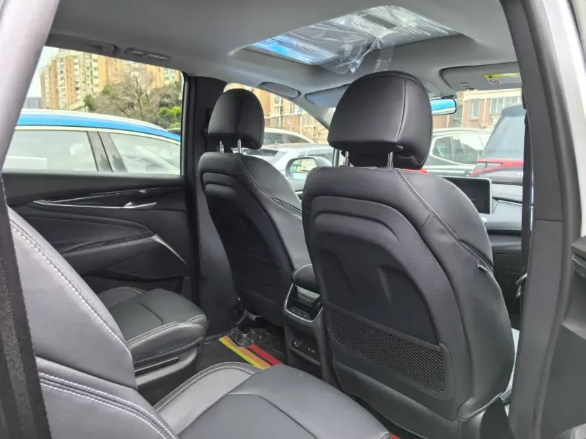 2024 Ford TransitT8 2.0T 154HP L4 6MT,autocango,china used car exporter,china ev exporter,chinese used car exporter,chinese used ev exporter