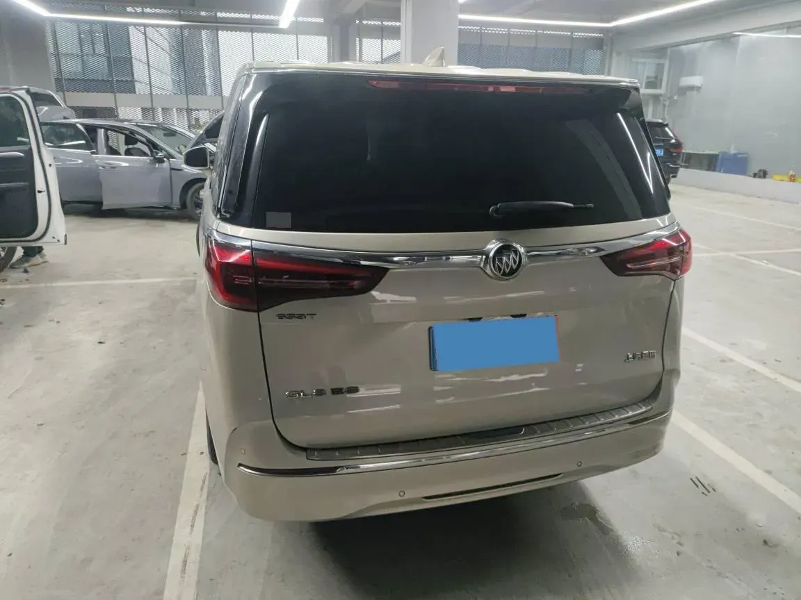 2021 Buick GL8 2.0T 237HP L4 9AT,autocango,china used car exporter,china ev exporter,chinese used car exporter,chinese used ev exporter