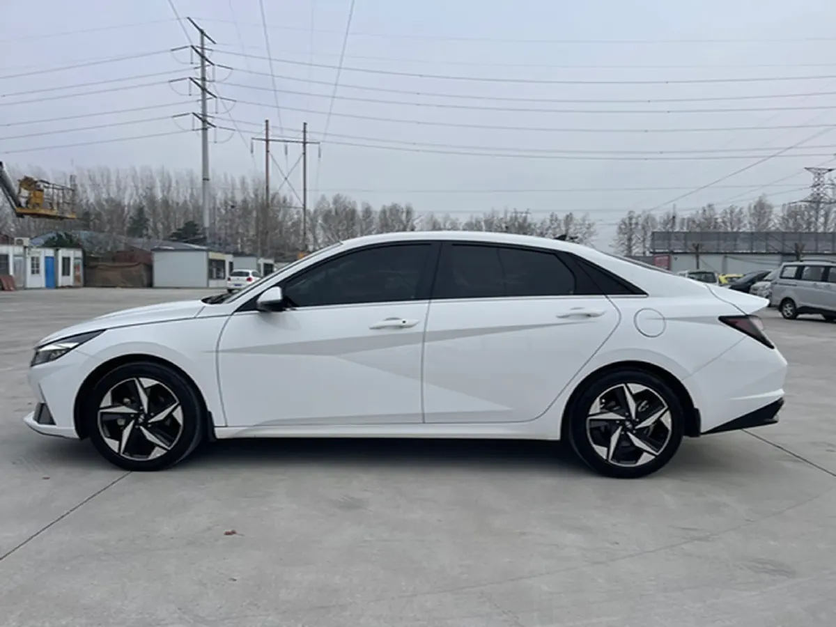 2021 Hyundai Elantra 1.5L 115HP L4 CVT,autocango,china used car exporter,china ev exporter,chinese used car exporter,chinese used ev exporter