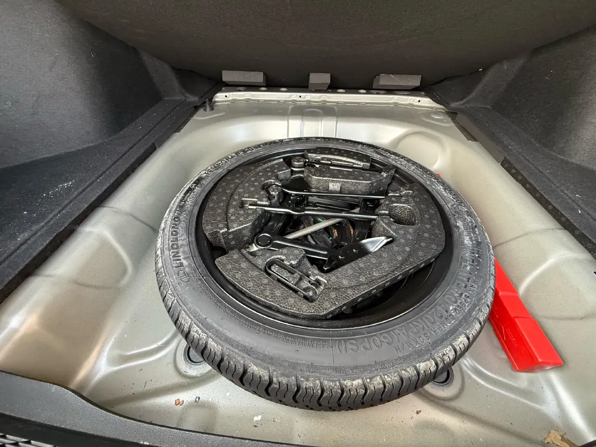 2022 Geely Emgrand 1.5L 114HP L4 CVT,autocango,china used car exporter,china ev exporter,chinese used car exporter,chinese used ev exporter