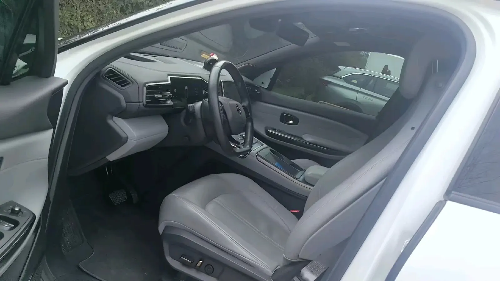 2020 Lexus NX 2.5L 155HP L4 E-CVT Hybrid,autocango,china used car exporter,china ev exporter,chinese used car exporter,chinese used ev exporter