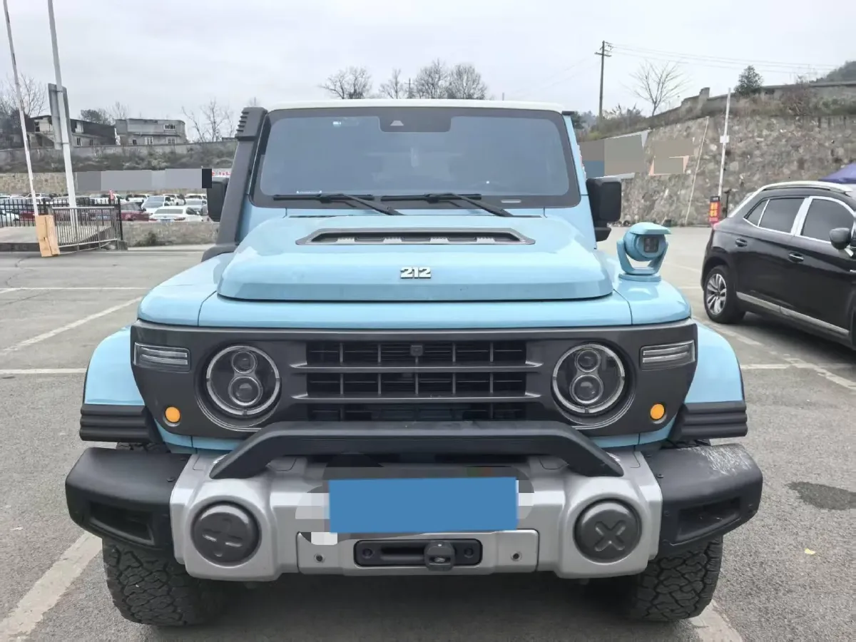 2025 212 212 T01 2.0T 252HP L4 8AT,autocango,china used car exporter,china ev exporter,chinese used car exporter,chinese used ev exporter