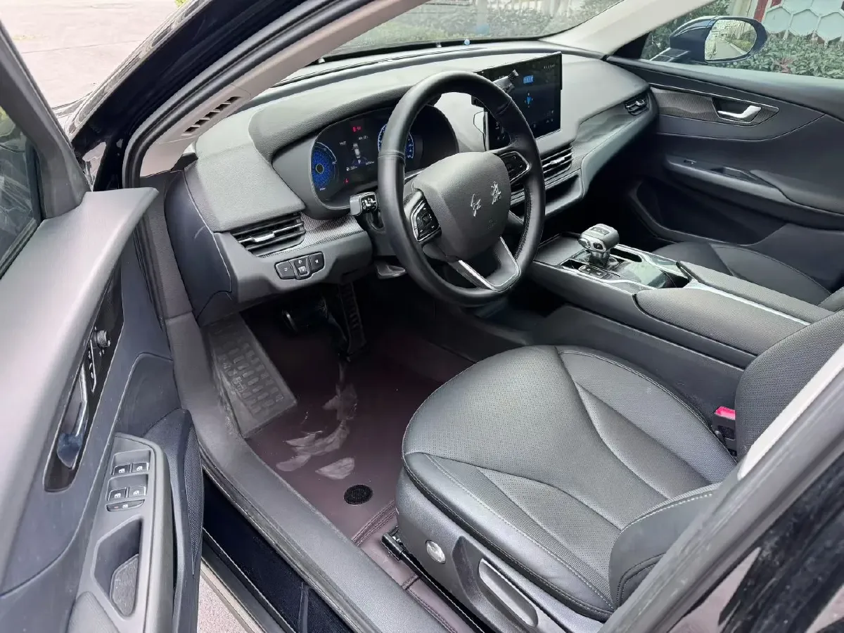 2022 HongQi E-QM5 BEV 54KWH,autocango,china used car exporter,china ev exporter,chinese used car exporter,chinese used ev exporter