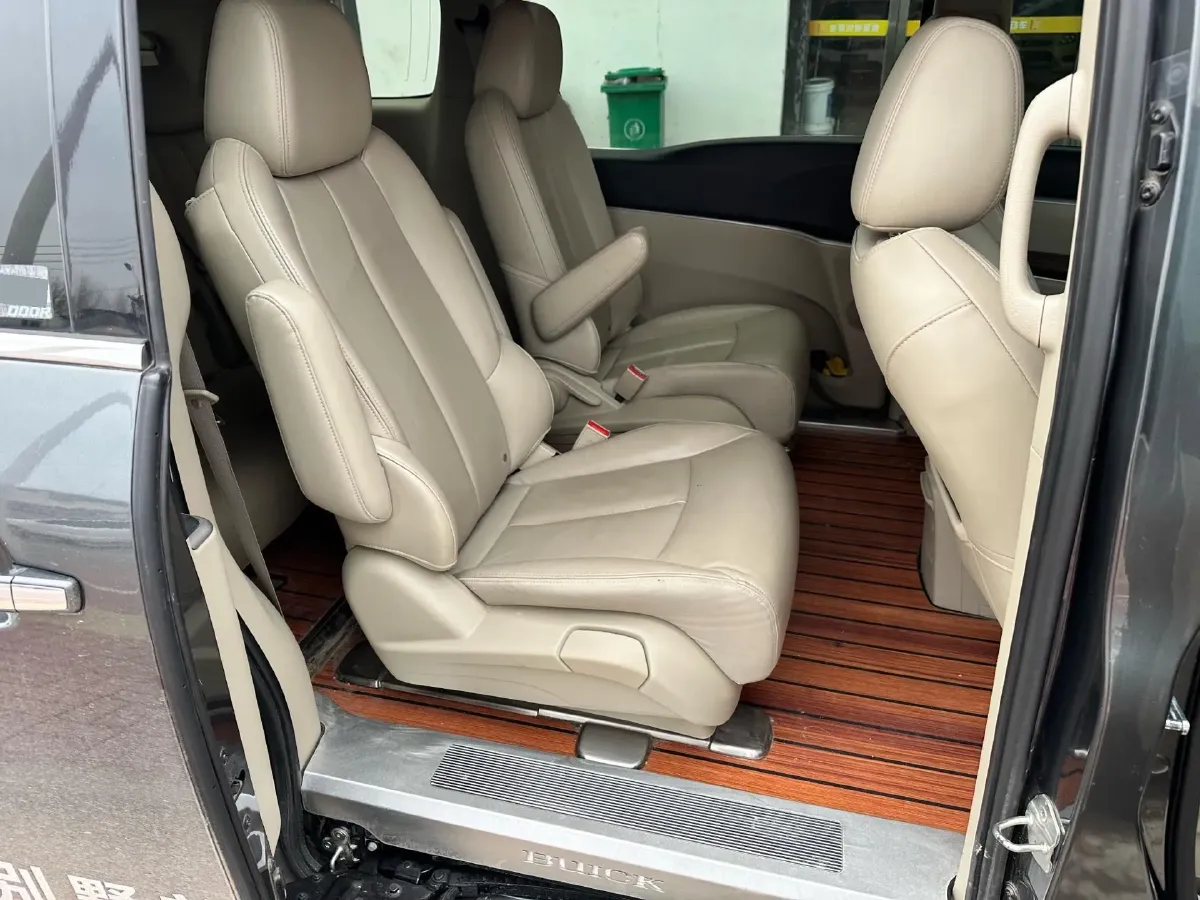 2018 Buick GL8 2.0T 260HP L4 6AT,autocango,china used car exporter,china ev exporter,chinese used car exporter,chinese used ev exporter