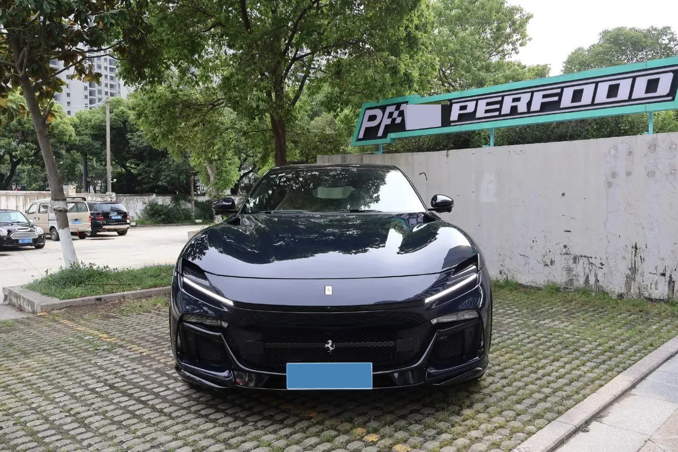 2023 Ferrari Purosangue 6.5L 725HP V12 8DCT,autocango,china used car exporter,china ev exporter,chinese used car exporter,chinese used ev exporter