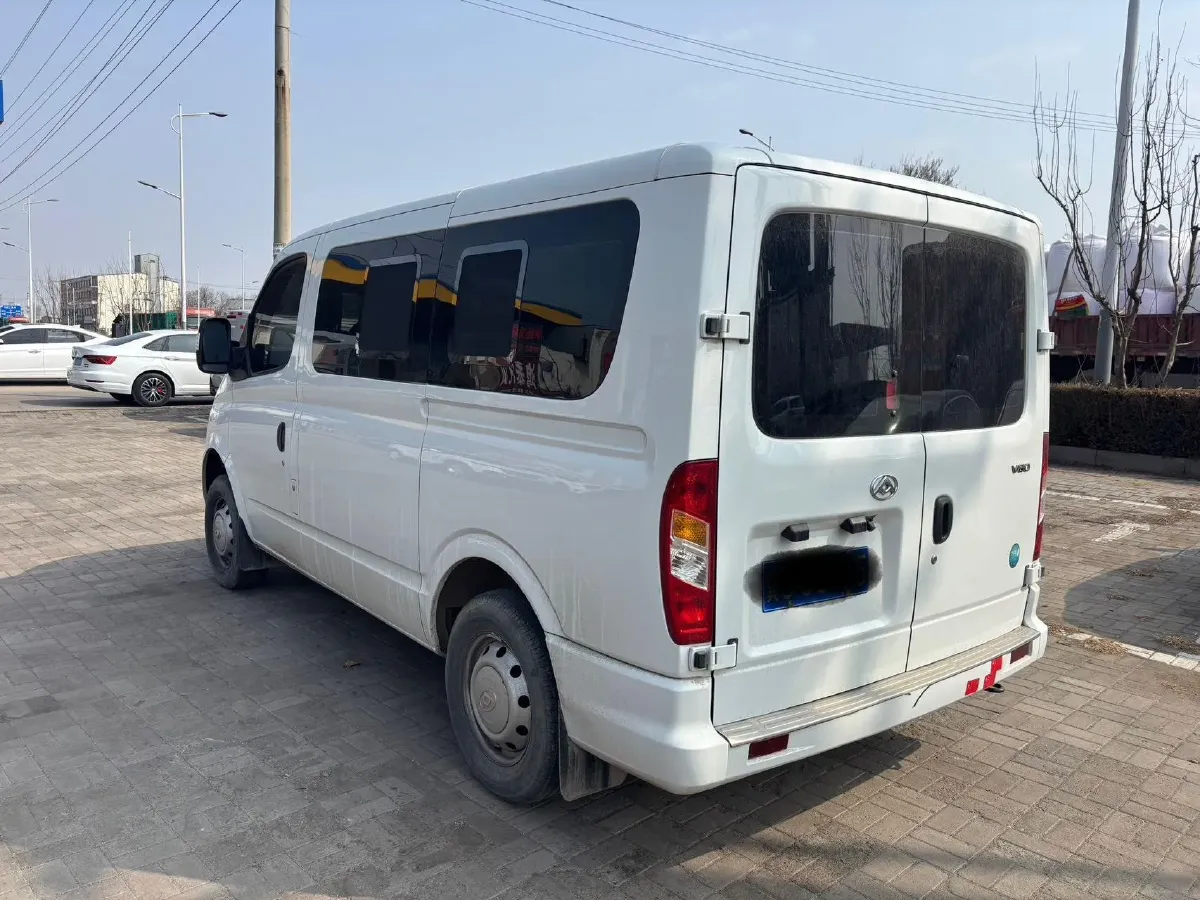 2021 MAXUS XinTu V80 2.0T 127HP L4 6MT,autocango,china used car exporter,china ev exporter,chinese used car exporter,chinese used ev exporter