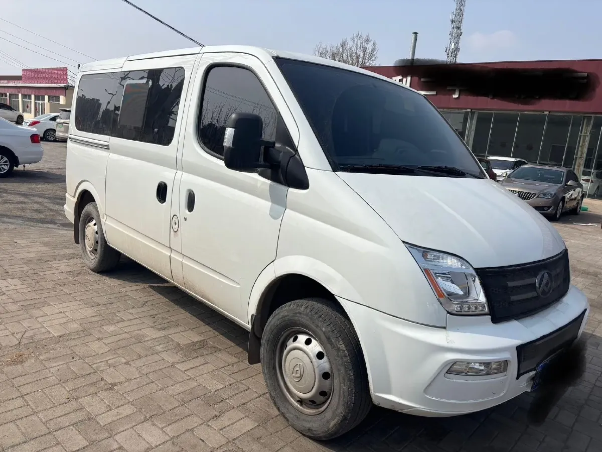 2021 MAXUS XinTu V80 2.0T 127HP L4 6MT,autocango,china used car exporter,china ev exporter,chinese used car exporter,chinese used ev exporter