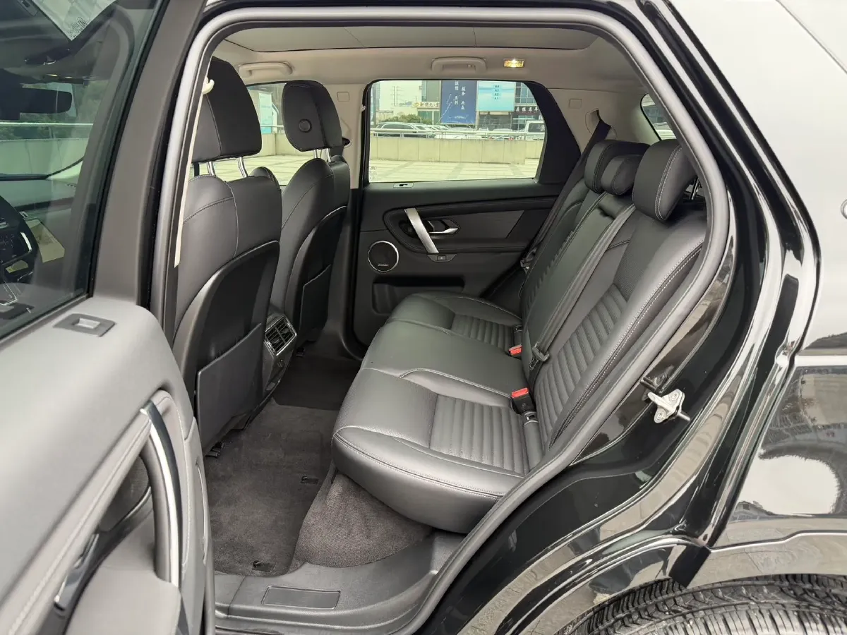 2025 Land Rover Discovery Sport 2.0T 249HP L4 9AT,autocango,china used car exporter,china ev exporter,chinese used car exporter,chinese used ev exporter