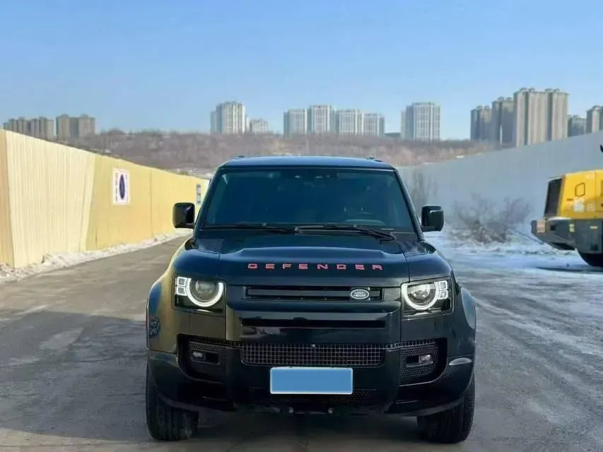 2024 Land Rover Defender 3.0T 400HP L6 8AT,autocango,china used car exporter,china ev exporter,chinese used car exporter,chinese used ev exporter