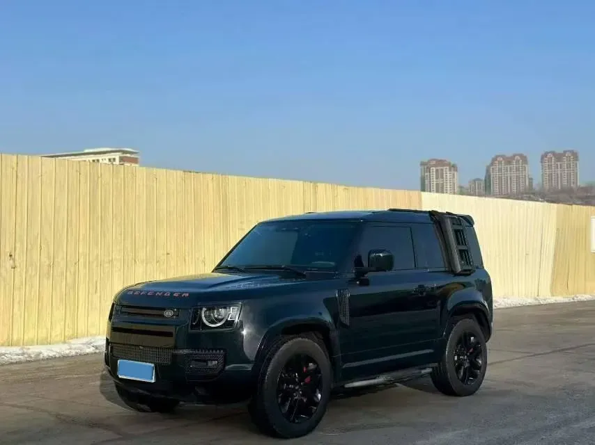 2024 Land Rover Defender 3.0T 400HP L6 8AT,autocango,china used car exporter,china ev exporter,chinese used car exporter,chinese used ev exporter