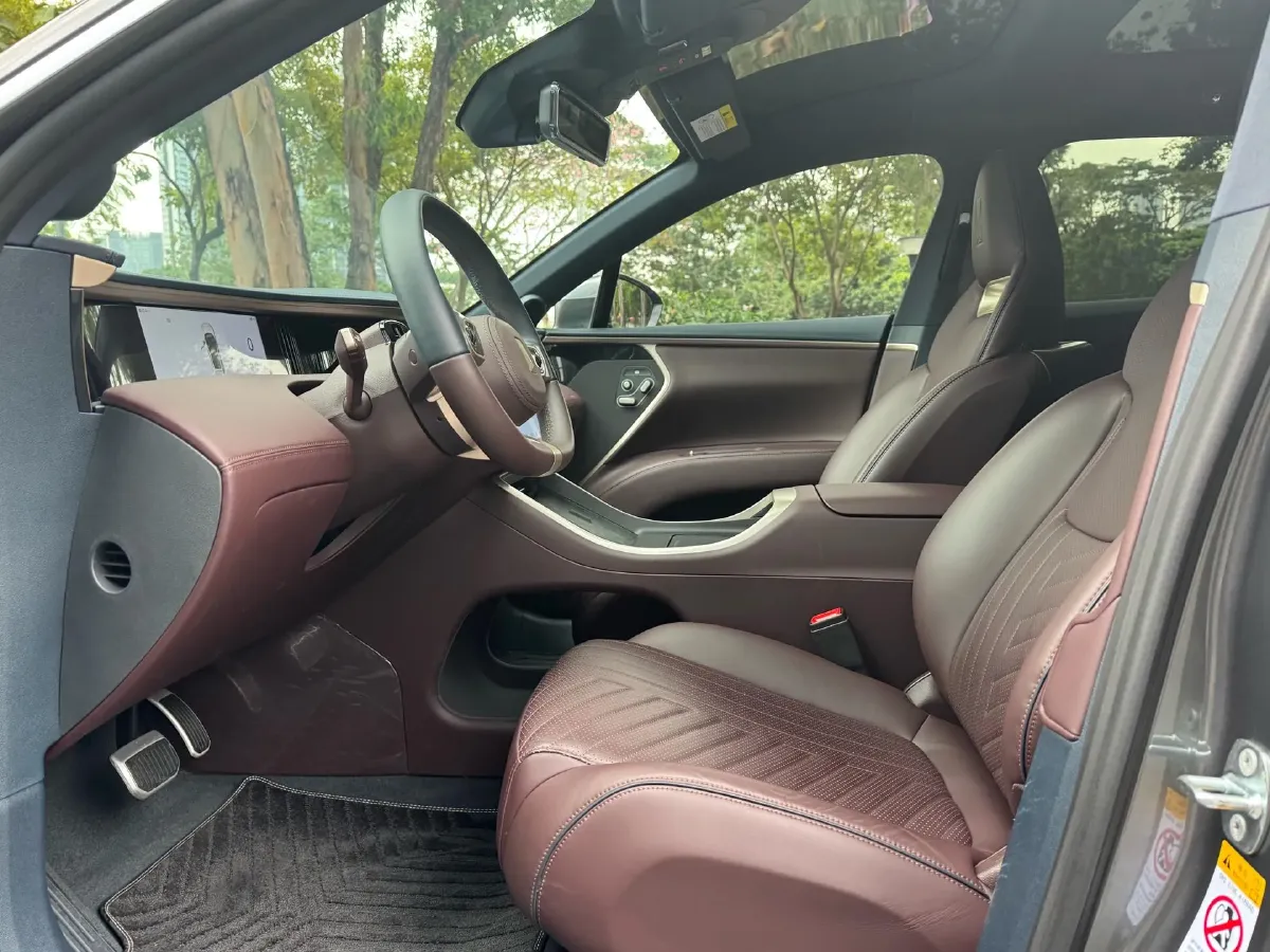 2023 Avatr 11 BEV 90KWH,autocango,china used car exporter,china ev exporter,chinese used car exporter,chinese used ev exporter