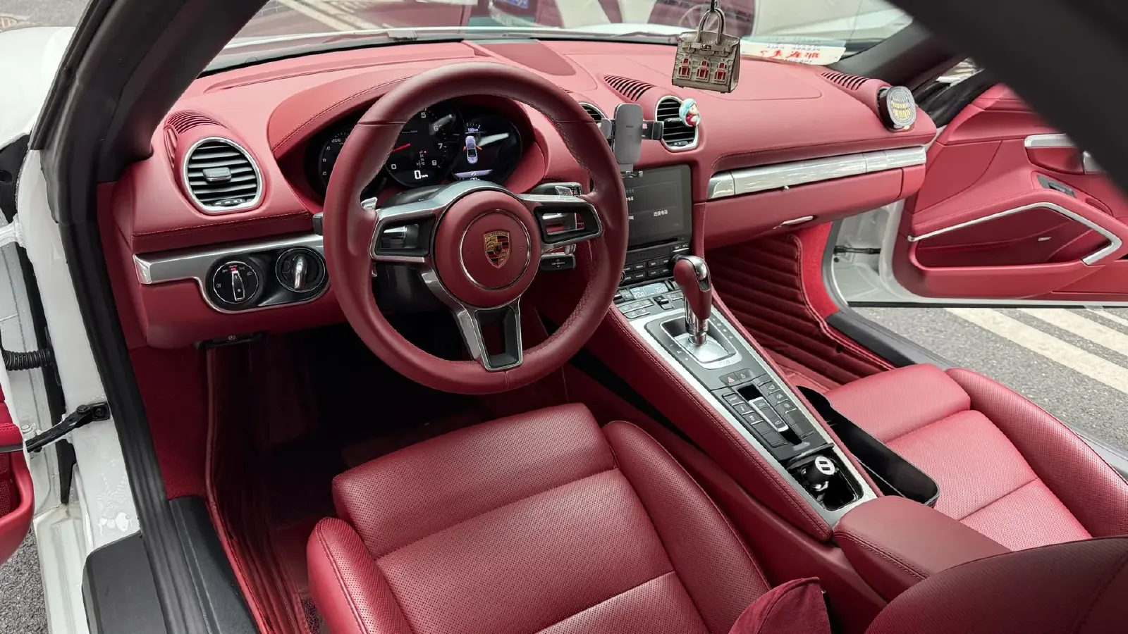 2020 Porsche 718 2.0T 250HP H4 7DCT,autocango,china used car exporter,china ev exporter,chinese used car exporter,chinese used ev exporter