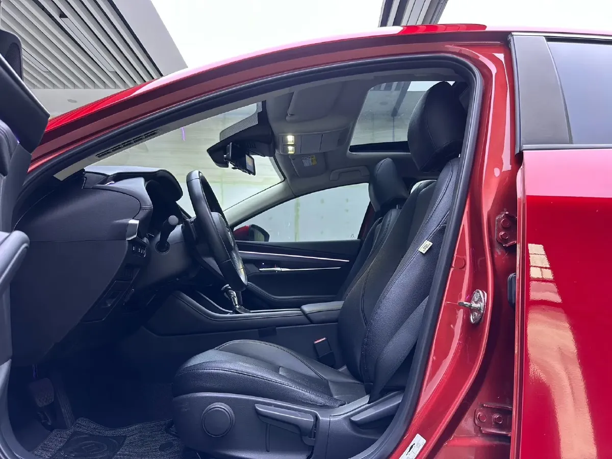 2021 Mazda 3 Axela 2.0L 158HP L4 6AT,autocango,china used car exporter,china ev exporter,chinese used car exporter,chinese used ev exporter