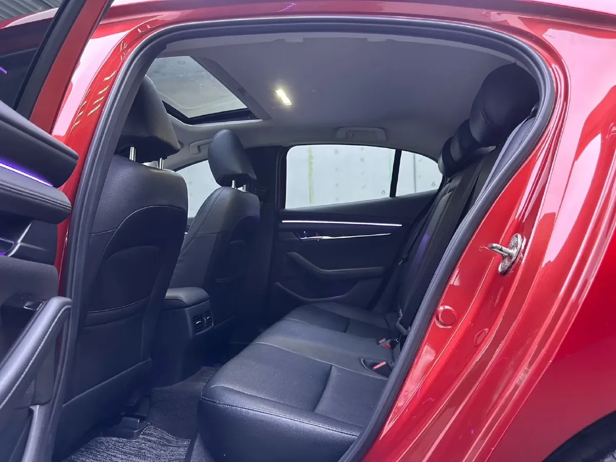 2021 Mazda 3 Axela 2.0L 158HP L4 6AT,autocango,china used car exporter,china ev exporter,chinese used car exporter,chinese used ev exporter