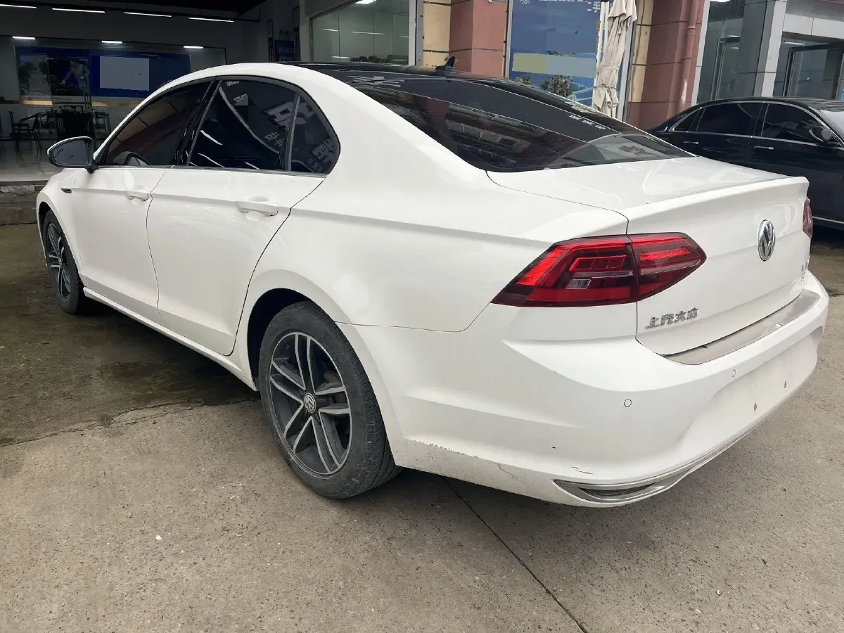 2019 Volkswagen Passat 1.4T 150HP L4 7DCT,autocango,china used car exporter,china ev exporter,chinese used car exporter,chinese used ev exporter