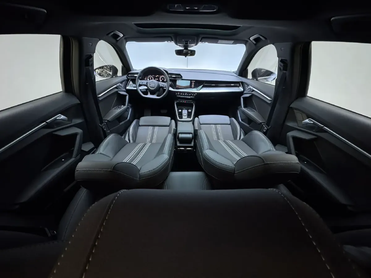 2021 Audi A3 1.4T 150HP L4 7DCT,autocango,china used car exporter,china ev exporter,chinese used car exporter,chinese used ev exporter