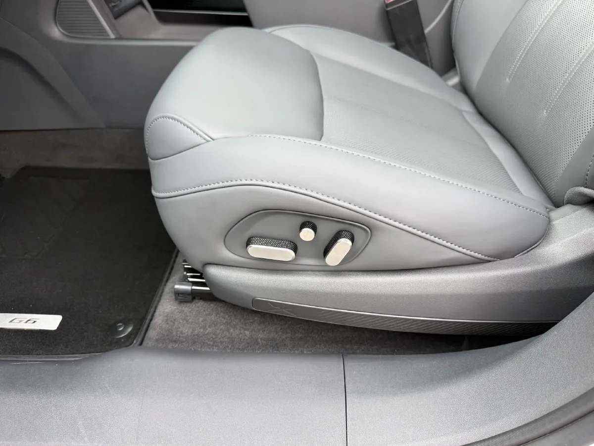 2025 Xpeng G6 BEV 68.5KWH,autocango,china used car exporter,china ev exporter,chinese used car exporter,chinese used ev exporter