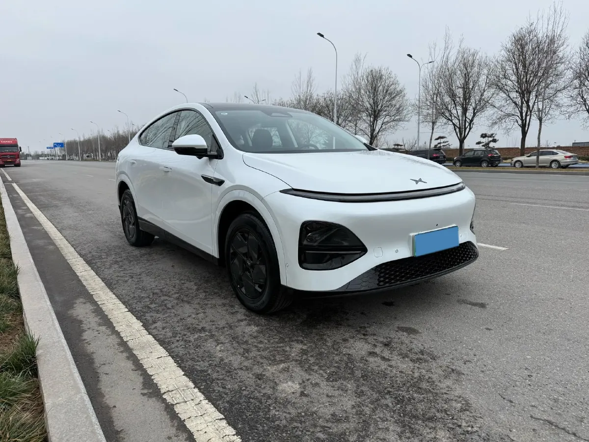 2025 Xpeng G6 BEV 68.5KWH,autocango,china used car exporter,china ev exporter,chinese used car exporter,chinese used ev exporter