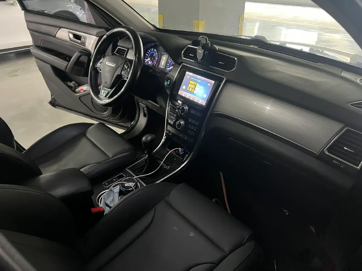 2018 Haval H2 1.5T 150HP L4 6MT,autocango,china used car exporter,china ev exporter,chinese used car exporter,chinese used ev exporter