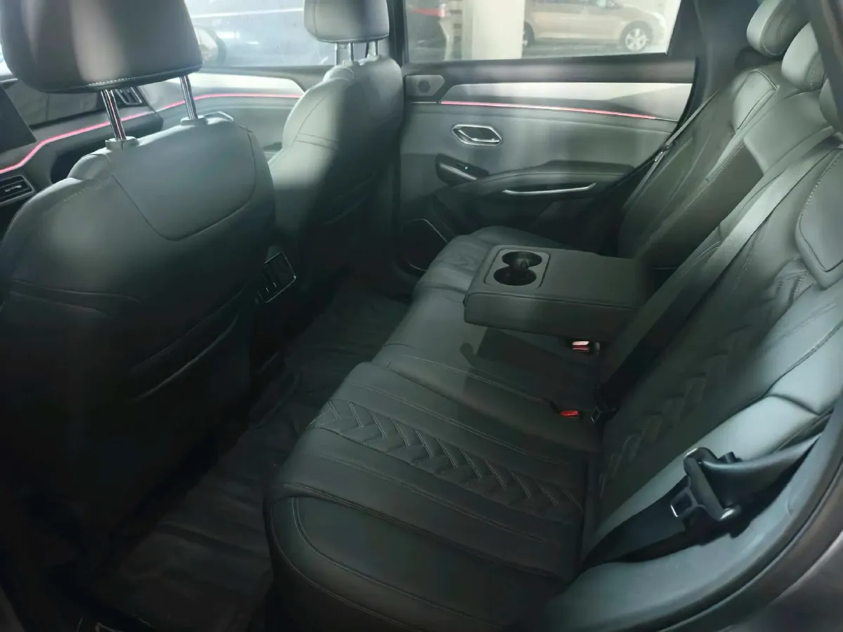 2025 BYD SongL DM-i 1.5L 101HP L4 E-CVT PHEV 18.3KWH,autocango,china used car exporter,china ev exporter,chinese used car exporter,chinese used ev exporter