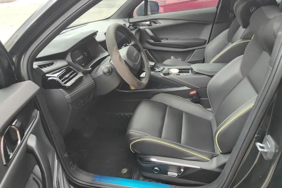 2023 LYNK&CO 03 1.5T 181HP L4 7DCT,autocango,china used car exporter,china ev exporter,chinese used car exporter,chinese used ev exporter