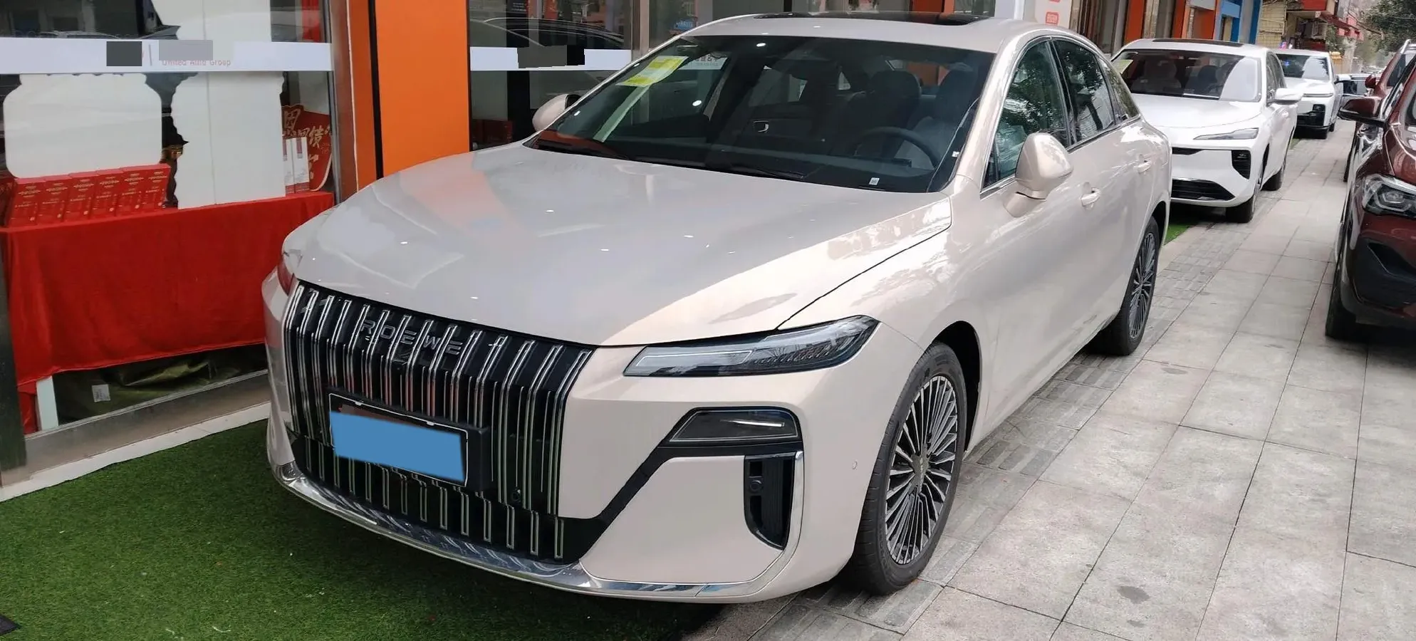 2025 Roewe M7 DMH 1.5L 112HP L4 1DHT PHEV,autocango,china used car exporter,china ev exporter,chinese used car exporter,chinese used ev exporter