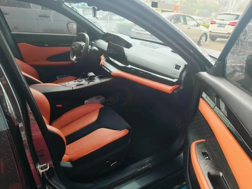 2023 ChangAn UNI-V 1.5T 188HP L4 7DCT,autocango,china used car exporter,china ev exporter,chinese used car exporter,chinese used ev exporter