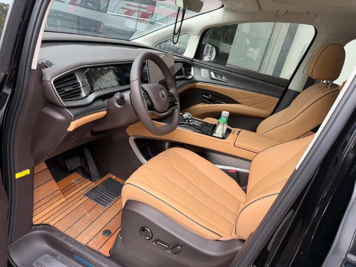 2024 Denza D9 1.5T 139HP L4 E-CVT PHEV 40KWH,autocango,china used car exporter,china ev exporter,chinese used car exporter,chinese used ev exporter