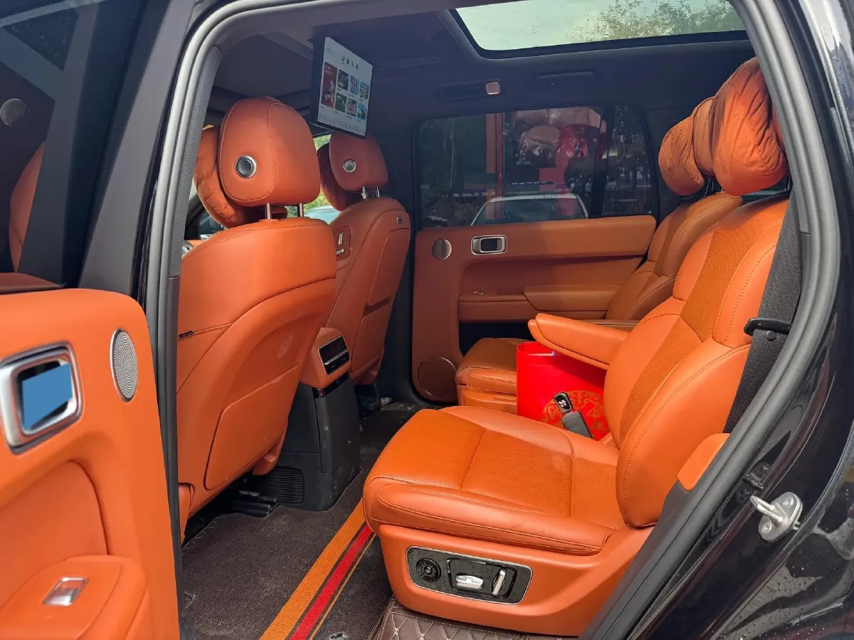 2022 Li L9 Range Extended 154HP REEV 42.6KWH,autocango,china used car exporter,china ev exporter,chinese used car exporter,chinese used ev exporter