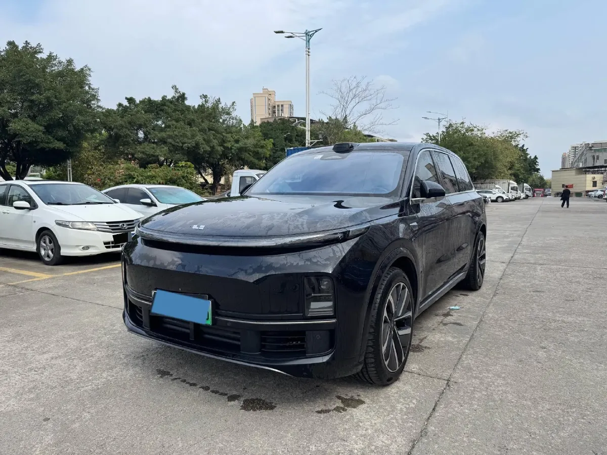 2022 Li L9 Range Extended 154HP REEV 42.6KWH,autocango,china used car exporter,china ev exporter,chinese used car exporter,chinese used ev exporter