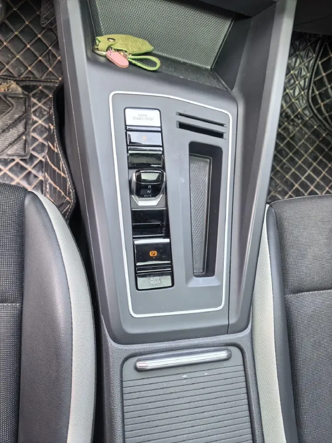 2021 Volkswagen Golf 1.4T 150HP L4 7DCT,autocango,china used car exporter,china ev exporter,chinese used car exporter,chinese used ev exporter