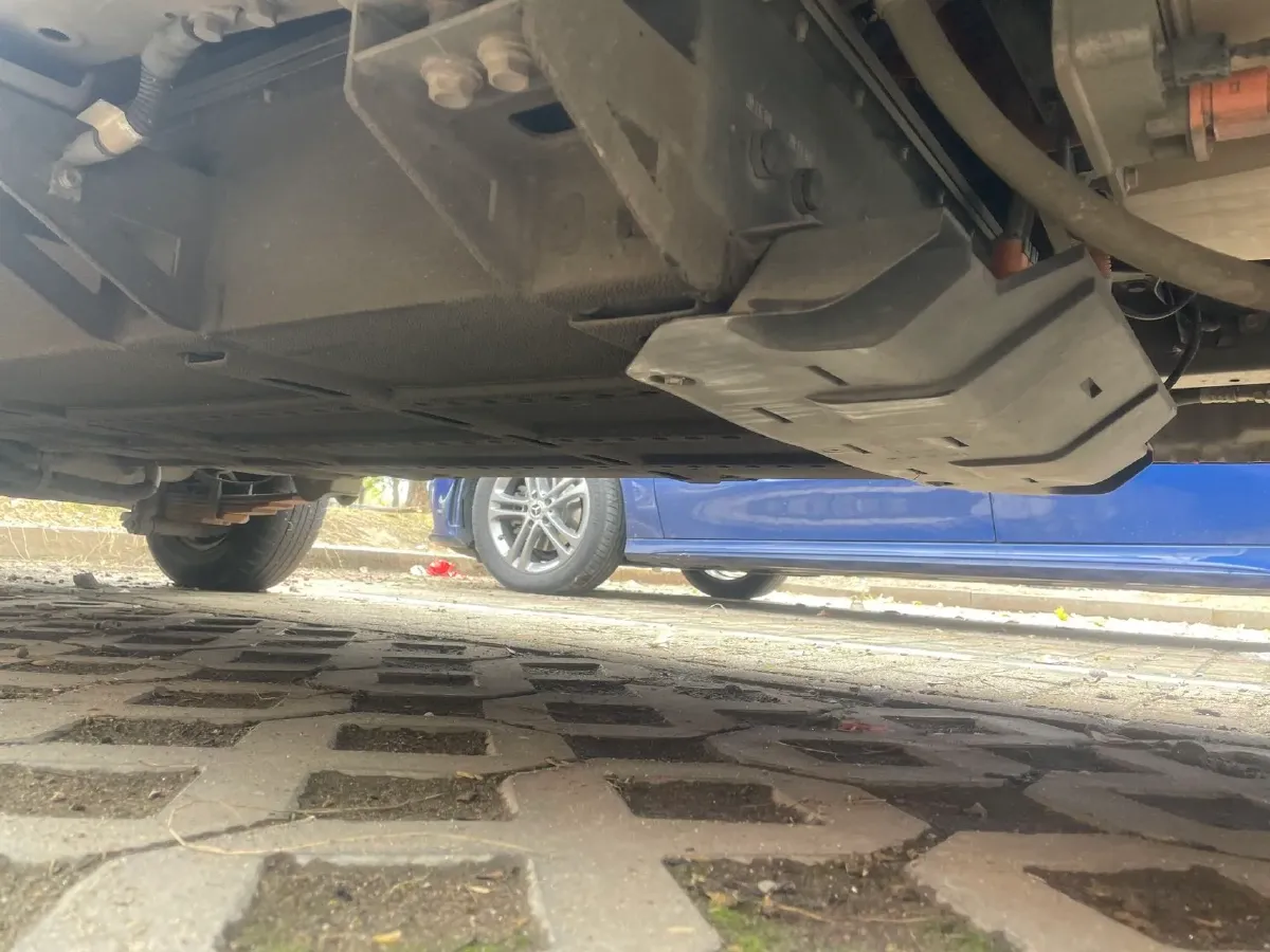 2022 WuLing RongGuang Mini Truck EV BEV 41.5KWH,autocango,china used car exporter,china ev exporter,chinese used car exporter,chinese used ev exporter