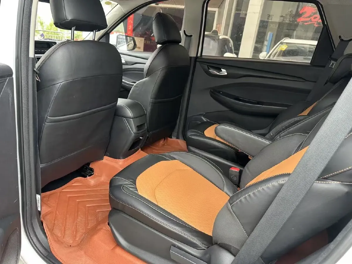 2019 JinBei JinDian 2.2L 116HP L4 5MT,autocango,china used car exporter,china ev exporter,chinese used car exporter,chinese used ev exporter