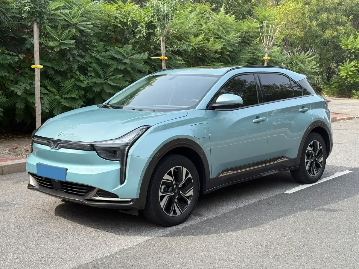 2022 Venucia Grand V 1.5T 190HP L4 7DCT,autocango,china used car exporter,china ev exporter,chinese used car exporter,chinese used ev exporter