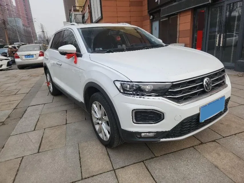 2021 Volkswagen T-Roc 1.4T 150HP L4 7DCT,autocango,china used car exporter,china ev exporter,chinese used car exporter,chinese used ev exporter