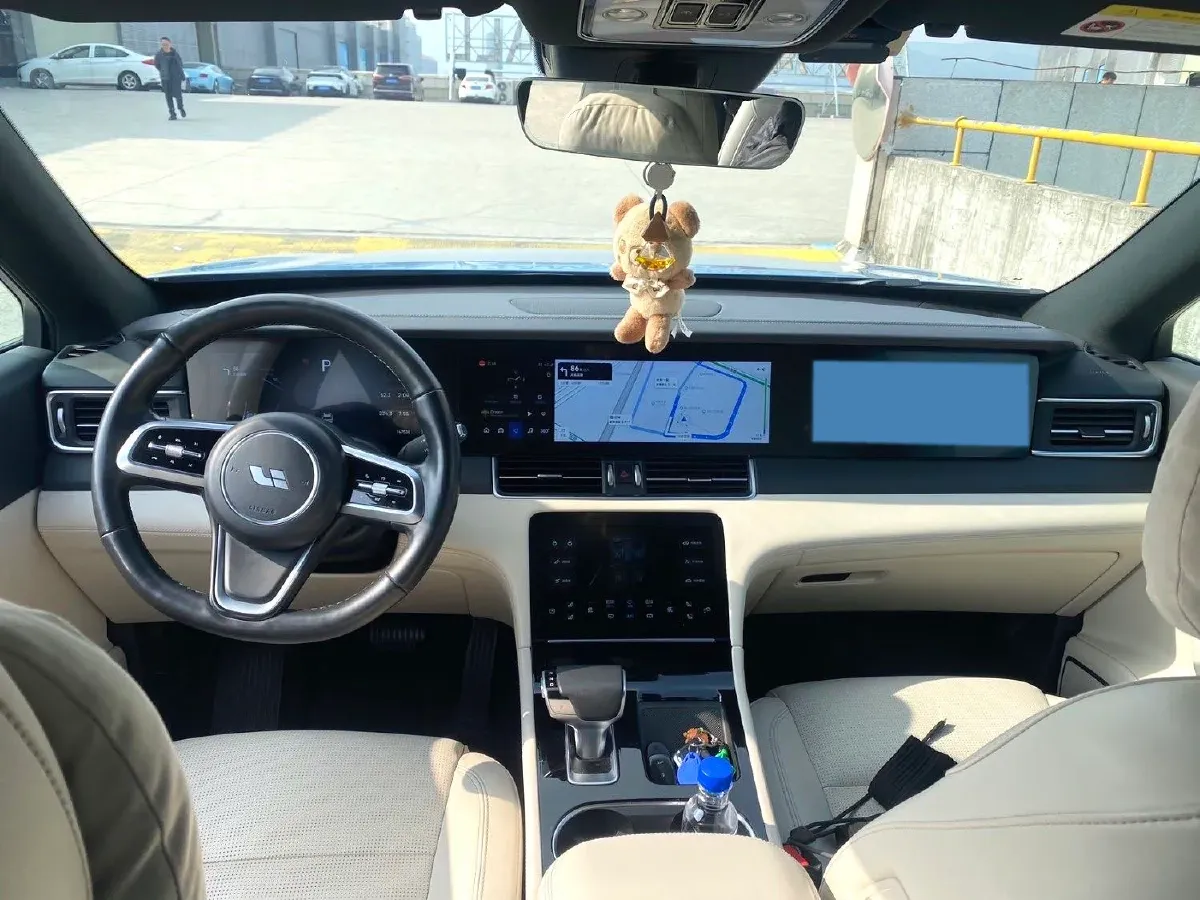 2021 Li ONE Range Extended 131HP REEV 40.5KWH,autocango,china used car exporter,china ev exporter,chinese used car exporter,chinese used ev exporter