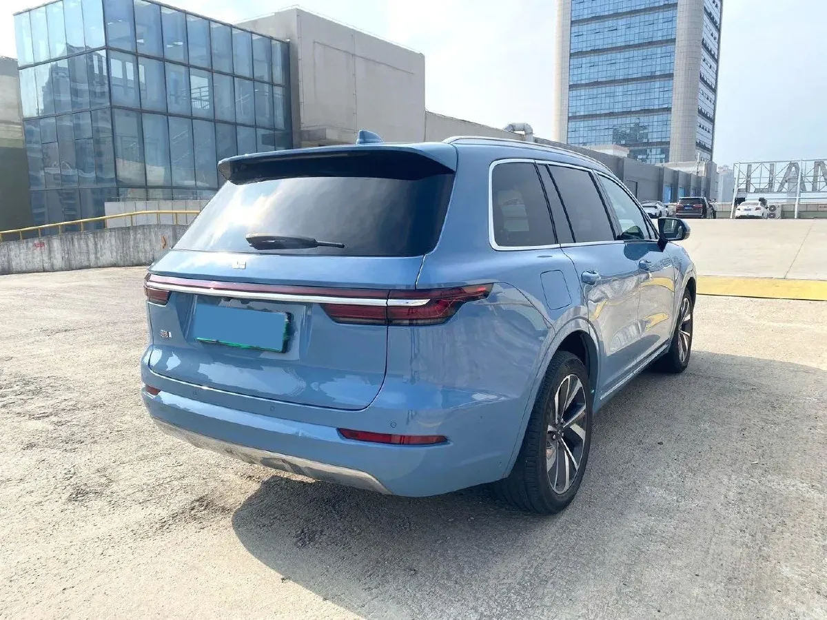 2021 Li ONE Range Extended 131HP REEV 40.5KWH,autocango,china used car exporter,china ev exporter,chinese used car exporter,chinese used ev exporter